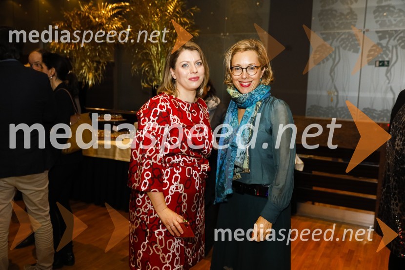  Špela  Šikovec, Francosko slovenski poslovni klub;  Florence  Ferrari, francoska veleposlanica v SlovenijiGalette des rois novoletno srečanje Francosko slovenskega poslovnega kluba in Francoskega veleposlaništva v Sloveniji