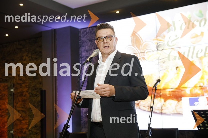  Leon Lozar, direktor AquasystemsGalette des rois novoletno srečanje Francosko slovenskega poslovnega kluba in Francoskega veleposlaništva v Sloveniji