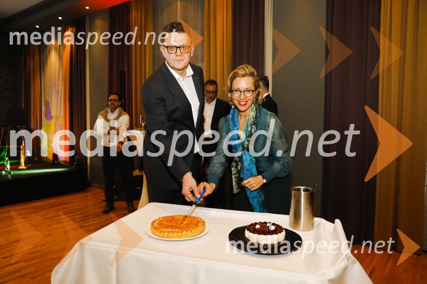  Leon Lozar, direktor Aquasystems;  Florence  Ferrari, francoska veleposlanica v SlovenijiGalette des rois novoletno srečanje Francosko slovenskega poslovnega kluba in Francoskega veleposlaništva v Sloveniji