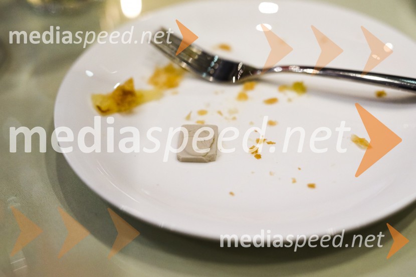 Galette des rois novoletno srečanje Francosko slovenskega poslovnega kluba in Francoskega veleposlaništva v Sloveniji