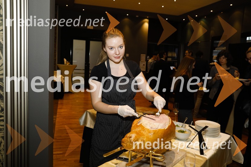Galette des rois novoletno srečanje Francosko slovenskega poslovnega kluba in Francoskega veleposlaništva v Sloveniji