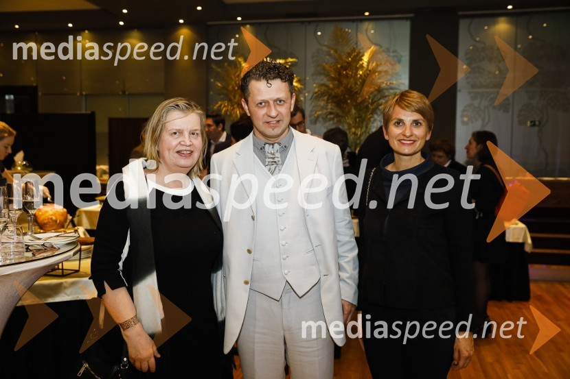 Galette des rois novoletno srečanje Francosko slovenskega poslovnega kluba in Francoskega veleposlaništva v Sloveniji