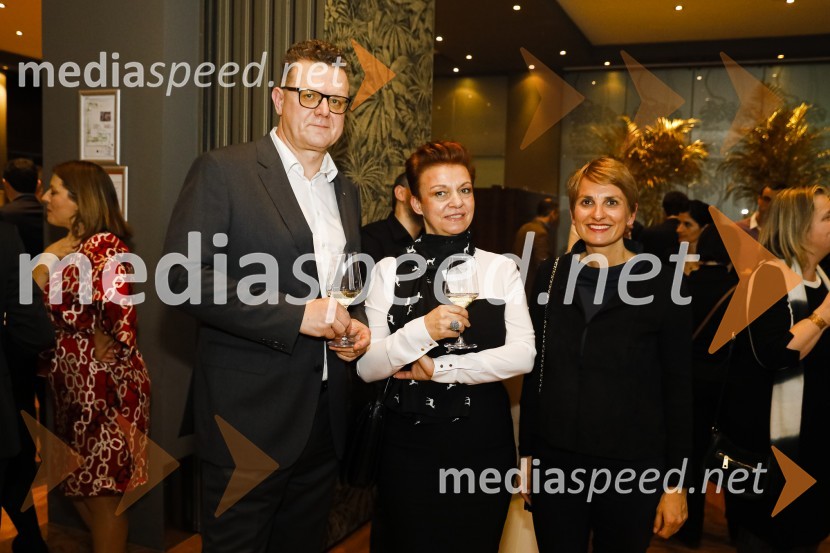 Galette des rois novoletno srečanje Francosko slovenskega poslovnega kluba in Francoskega veleposlaništva v Sloveniji