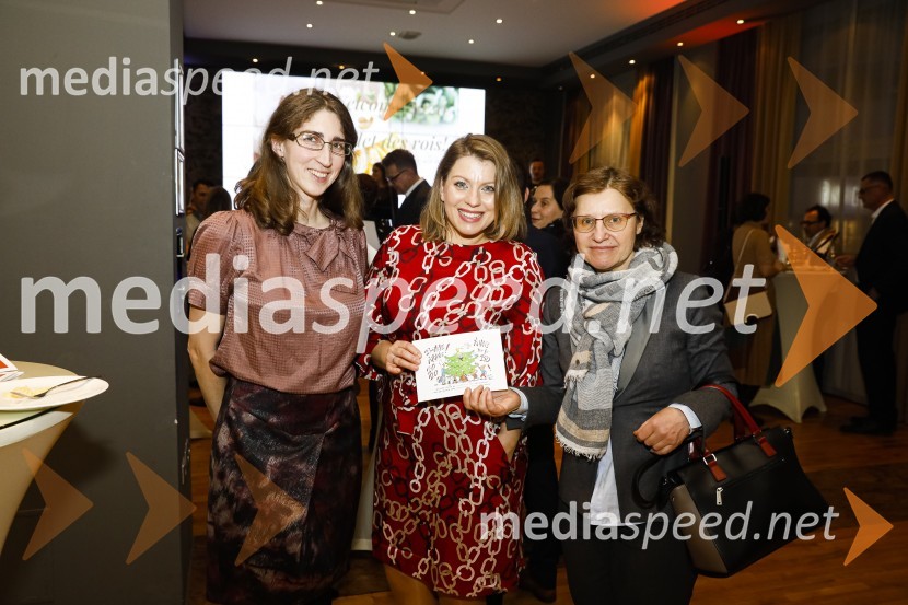   Kristina  Šircelj Čepon;  Špela  Šikovec, Francosko slovenski poslovni klub;  Jana  Bajec PovšeGalette des rois novoletno srečanje Francosko slovenskega poslovnega kluba in Francoskega veleposlaništva v Sloveniji