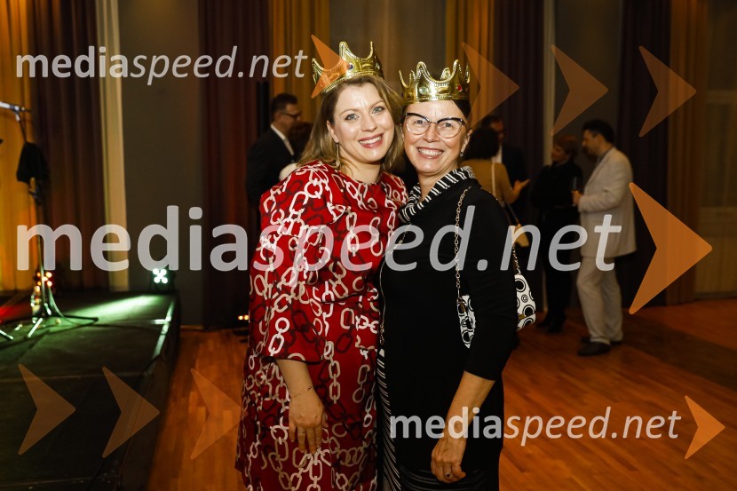  Špela  Šikovec, Francosko slovenski poslovni klub;  Tatjana  Šikovec, president, French Slovenian Business ClubGalette des rois novoletno srečanje Francosko slovenskega poslovnega kluba in Francoskega veleposlaništva v Sloveniji