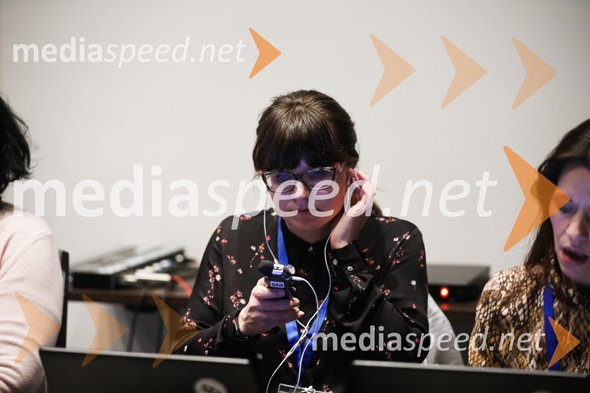 Nova predsednica stranke DESUS je Aleksandra Pivec