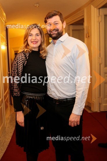  Barbara Čepirlo Čičigoj, odnosi z javnostjo Opera in Balet Ljubljana;  ... Devica Orleanska, premiera opere