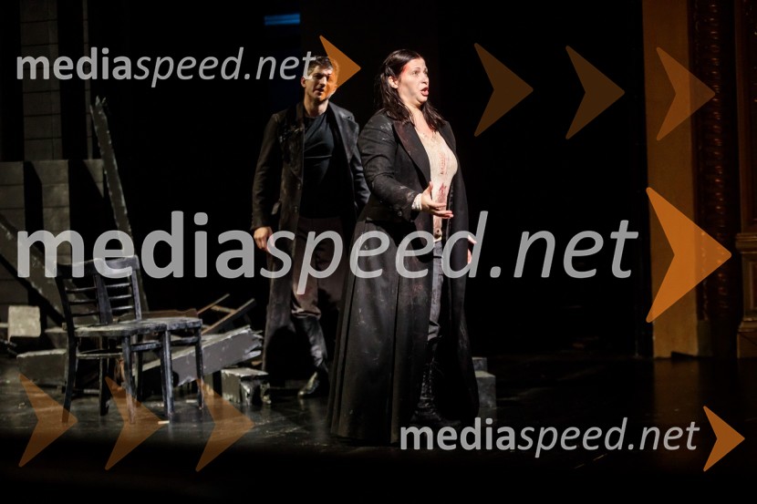  Nuška Drašček, pevkaDevica Orleanska, premiera opere