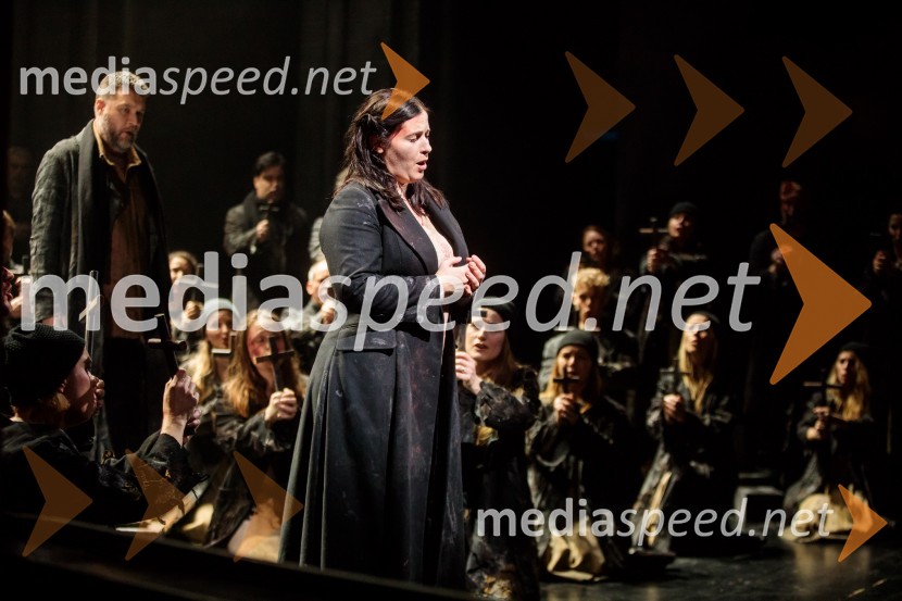  Nuška Drašček, pevkaDevica Orleanska, premiera opere