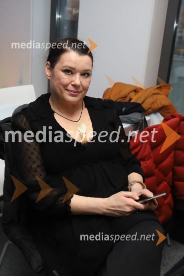  Dada Kladenik, pevkaSvečana akademija ob 15-letnici Medicinske fakultete Univerze v Mariboru