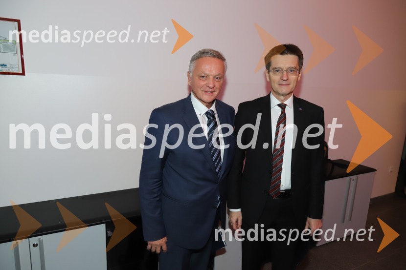 prof. dr. Ivan Krajnc, dekan, Medicinska fakulteta Univerze v Mariboru; prof. dr. Zdravko Kačič, rektor Univerze v MariboruSvečana akademija ob 15-letnici Medicinske fakultete Univerze v Mariboru