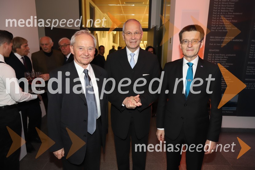 prof. dr. Alojz Križman, Častni občan mesta Maribor, nekdanji župan mestna Maribor, nekdanji rektor Univerze v Mariboru; mag. Boris Sovič, predsednik uprave Elektro Maribor, nekdanji župan Maribora ; prof. dr. Zdravko Kačič, rektor Univerze v MariboruSvečana akademija ob 15-letnici Medicinske fakultete Univerze v Mariboru