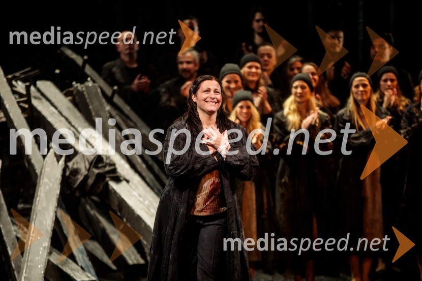  Nuška Drašček, pevkaDevica Orleanska, premiera opere