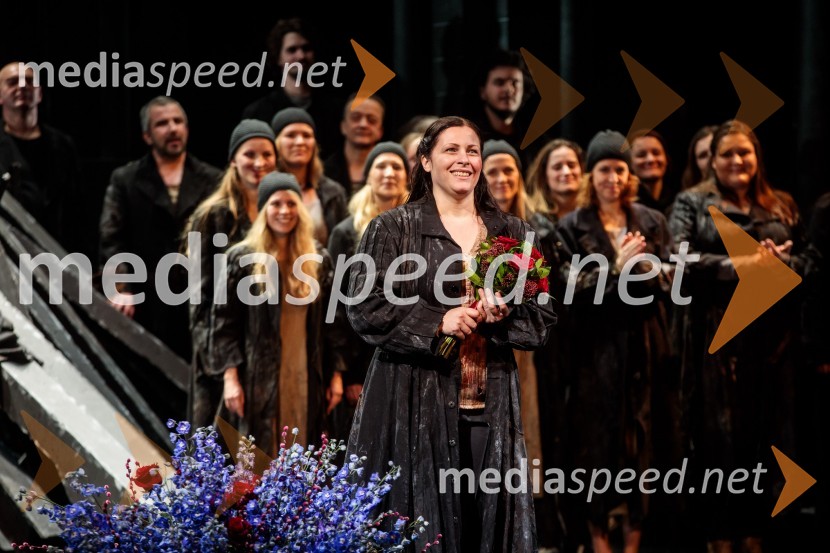  Nuška Drašček, pevkaDevica Orleanska, premiera opere