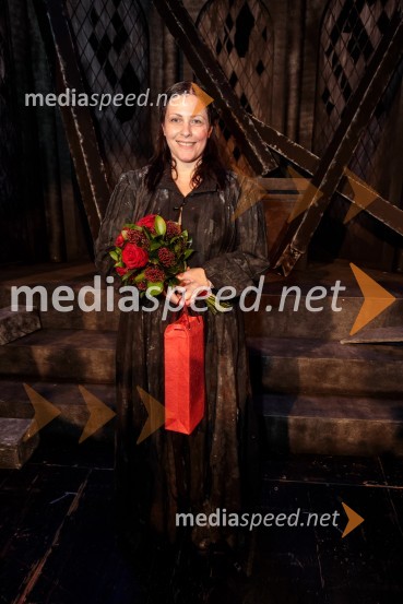  Nuška Drašček, pevkaDevica Orleanska, premiera opere