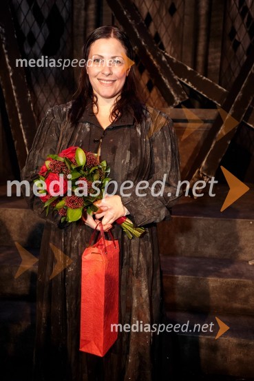  Nuška Drašček, pevkaDevica Orleanska, premiera opere