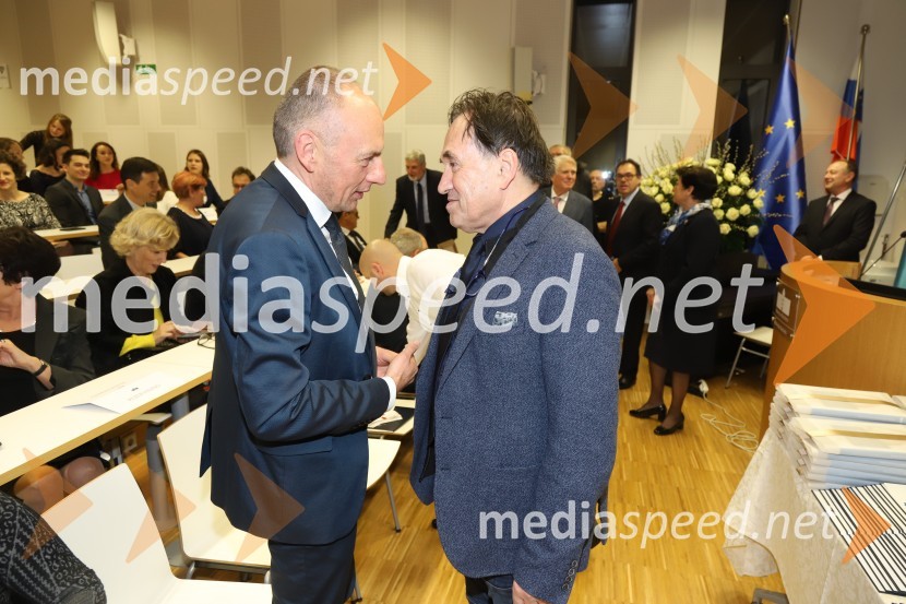  Aleš Šabeder, minister za zdravje RS; dr.med. Vojko Flis, direktor UKC MariborSvečana akademija ob 15-letnici Medicinske fakultete Univerze v Mariboru