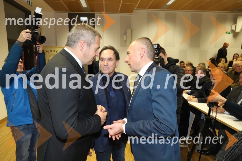 mag. Dejan Židan, predsednik Državnega zbora Republike Slovenije; dr.med. Vojko Flis, direktor UKC Maribor;  Aleš Šabeder, minister za zdravje RSSvečana akademija ob 15-letnici Medicinske fakultete Univerze v Mariboru