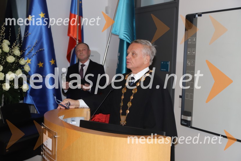 prof. dr. Ivan Krajnc, dekan, Medicinska fakulteta Univerze v MariboruSvečana akademija ob 15-letnici Medicinske fakultete Univerze v Mariboru