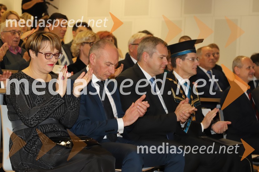  Lidija Divjak Mirnik, direktorica Študentskih domov UM, nekdanja mestna svetnica MOM (LPR);  Aleš Šabeder, minister za zdravje RS; mag. Dejan Židan, predsednik Državnega zbora Republike Slovenije; prof. dr. Zdravko Kačič, rektor Univerze v MariboruSvečana akademija ob 15-letnici Medicinske fakultete Univerze v Mariboru