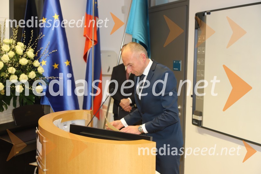  Aleš Šabeder, minister za zdravje RSSvečana akademija ob 15-letnici Medicinske fakultete Univerze v Mariboru