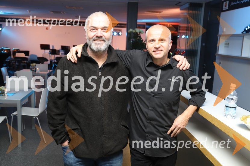  Danilo  Ženko, tonski mojster;  Marko Zaletelj, kitaristSvečana akademija ob 15-letnici Medicinske fakultete Univerze v Mariboru