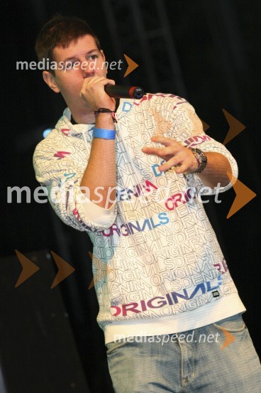 Unknown, tekmovalec v Državnem prvenstvu v Freestyle rapanjuFestival Utrip