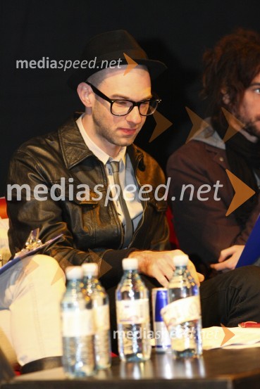 Dražen Dragojevič, voditelj oddaje Knjiga mene briga in sodnik Državnega prvenstva v Freestyle rapanjuFestival Utrip