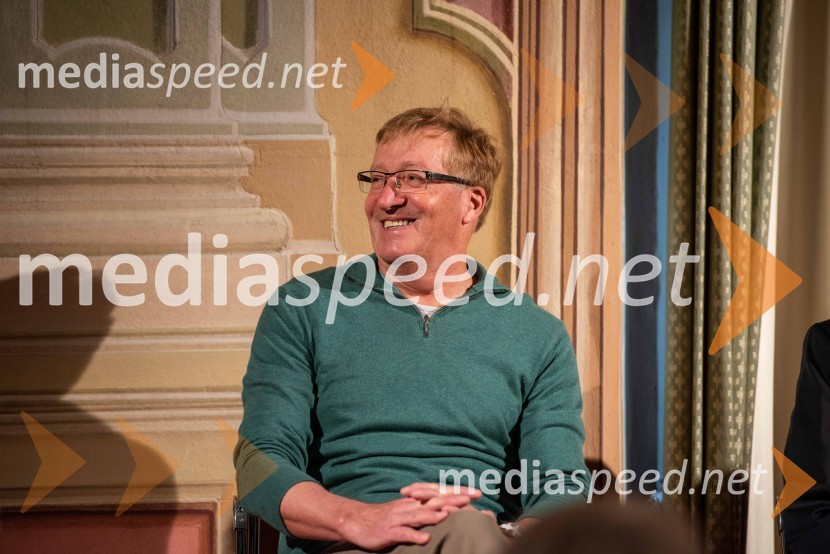 dr.  Božo  Repe, profesor zgodovineSimpozij ob 30. letnici odhoda slovenske delegacije