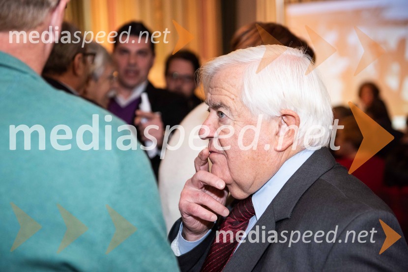  Milan Kučan, nekdanji predsednik Republike SlovenijeSimpozij ob 30. letnici odhoda slovenske delegacije