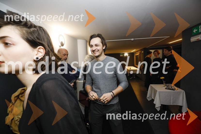  Blaž Setnikar, igralecPlašč, premiera v SLG Celje