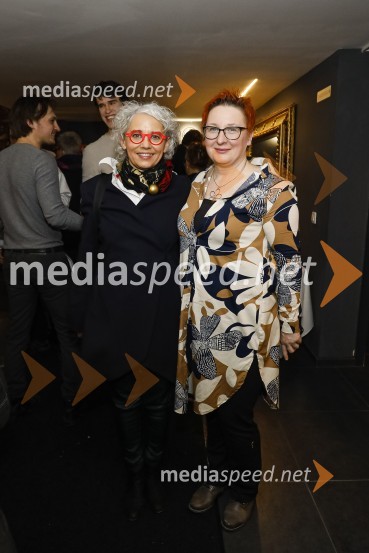  Alja Predan, dramaturginja SLG Celje, nekdanja umetniška direktorica Festivala Borštnikovo srečanje;  Urška Vouk, program SLG CeljePlašč, premiera v SLG Celje