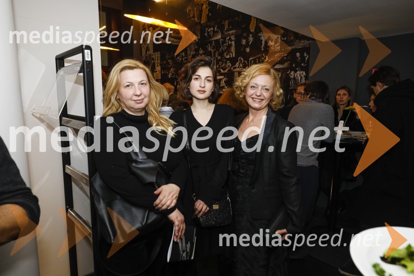  ... ;  ... ; mag. Tina Kosi, upravnica SLG CeljePlašč, premiera v SLG Celje