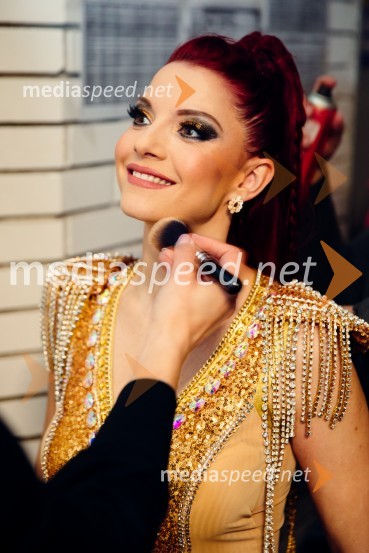  Tanja Žagar, pevkaGlasbeno plesni spektakel s Tanjo Žagar