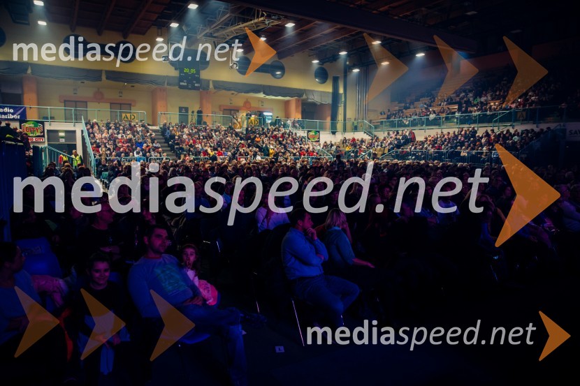 Glasbeno plesni spektakel s Tanjo Žagar