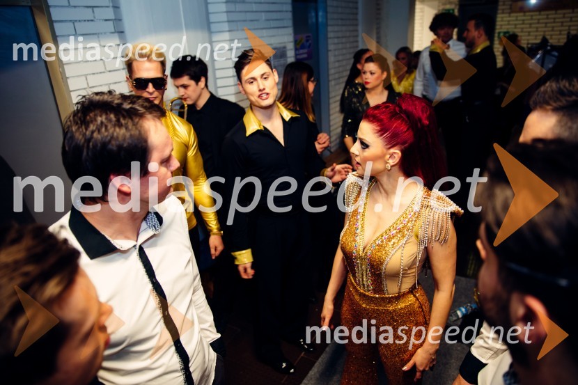 Glasbeno plesni spektakel s Tanjo Žagar