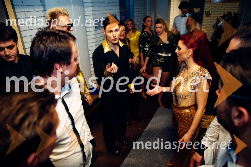 Glasbeno plesni spektakel s Tanjo Žagar