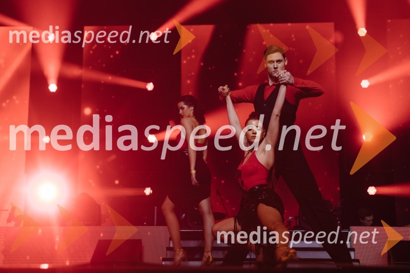 Glasbeno plesni spektakel s Tanjo Žagar