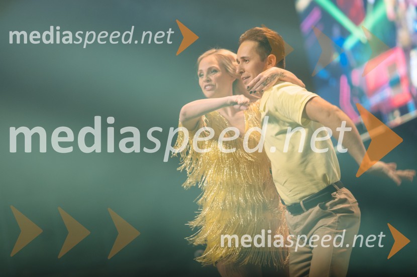 Glasbeno plesni spektakel s Tanjo Žagar