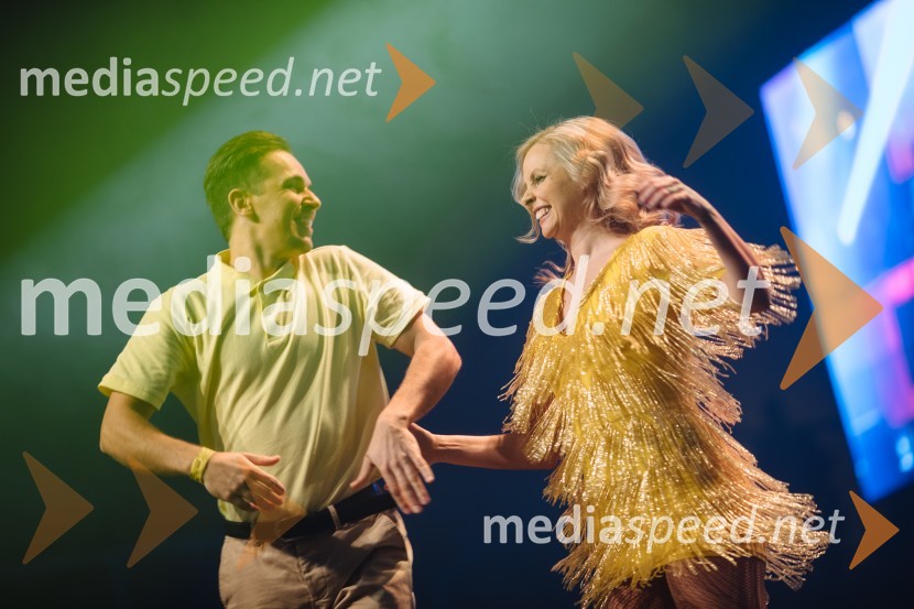 Glasbeno plesni spektakel s Tanjo Žagar