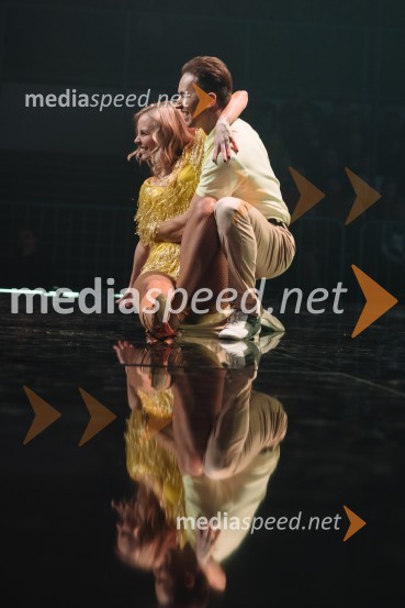 Glasbeno plesni spektakel s Tanjo Žagar