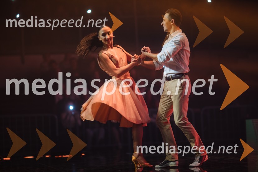 Glasbeno plesni spektakel s Tanjo Žagar