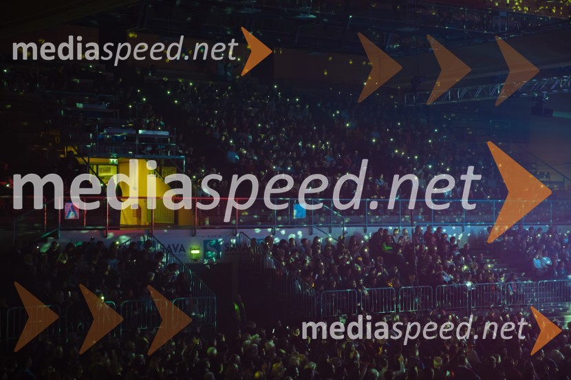 Glasbeno plesni spektakel s Tanjo Žagar