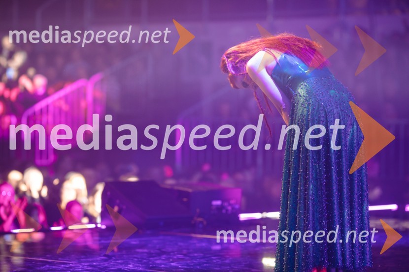  Tanja Žagar, pevkaGlasbeno plesni spektakel s Tanjo Žagar