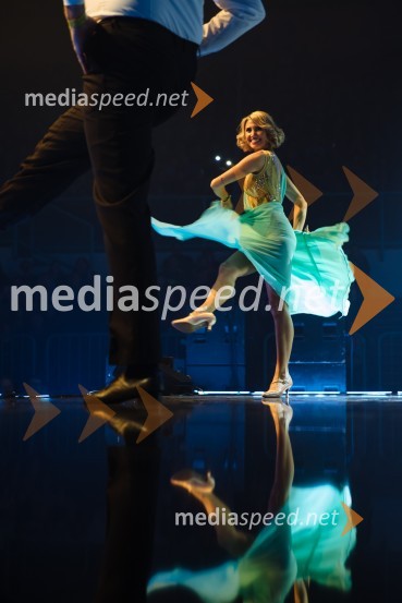 Glasbeno plesni spektakel s Tanjo Žagar