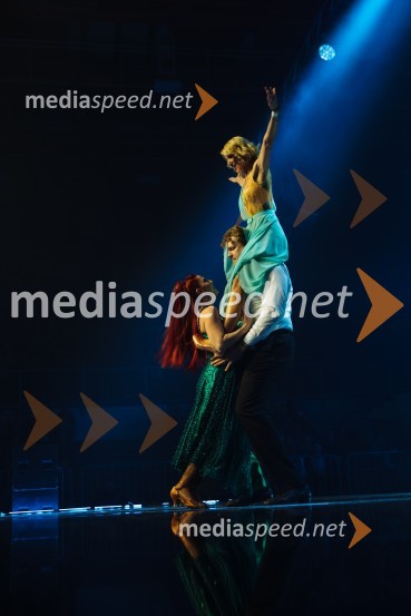 Glasbeno plesni spektakel s Tanjo Žagar