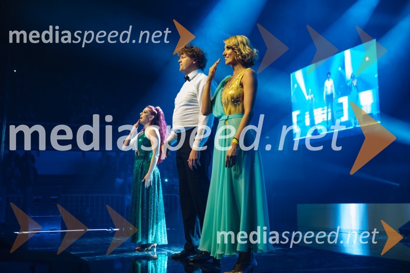 Glasbeno plesni spektakel s Tanjo Žagar