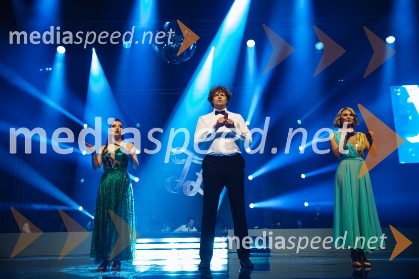 Glasbeno plesni spektakel s Tanjo Žagar