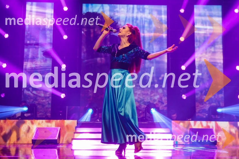 Glasbeno plesni spektakel s Tanjo Žagar