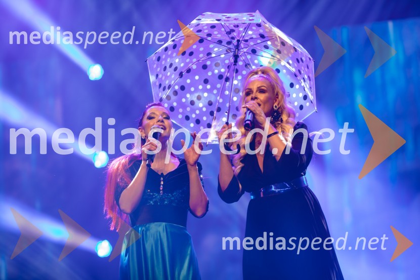 Glasbeno plesni spektakel s Tanjo Žagar